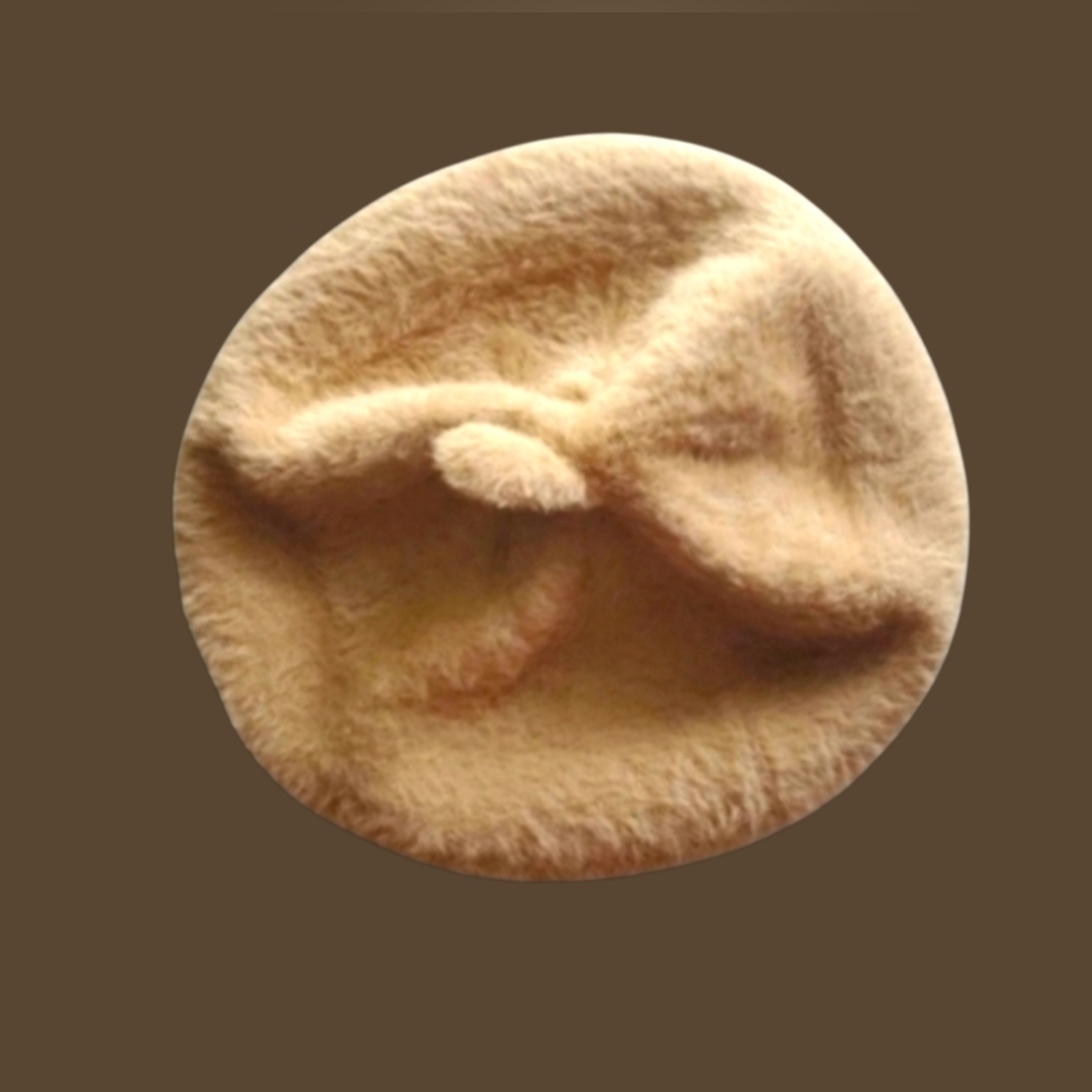 Elegant Butter Soft Tan Beret - Picture 2 of 3